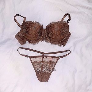 Victoria’s Secret Dream Angels Lined Demi Bra + V-String/G-String - NWOT